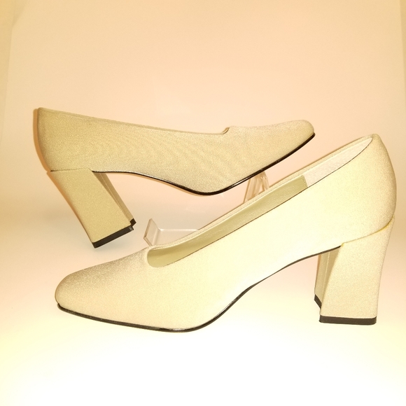 Jasmin Classic Beige/Khaki Fabric Pumps/Heels - Picture 8 of 14